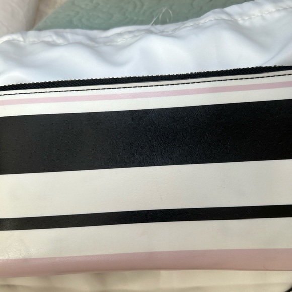 🌷‼️Final Clearance‼️ KATE SPADE Large Wallet Double Zip Wrist Strap Leather - Picture 4 of 12